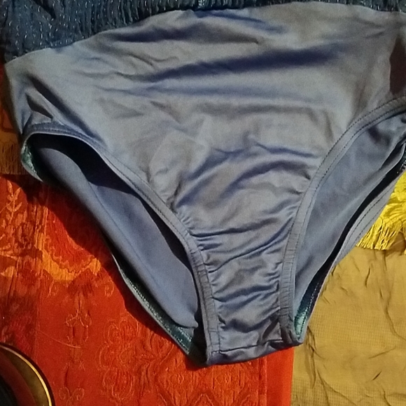 Costume dance - Picture 8 of 8